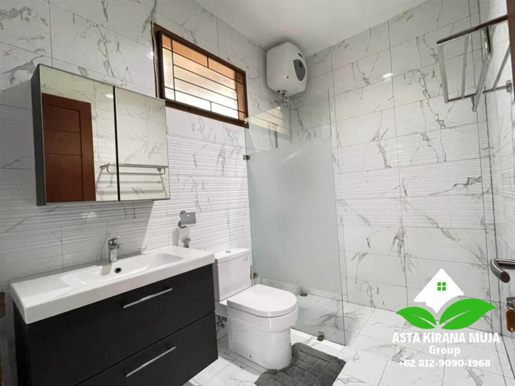 Toilet Kamar Utama