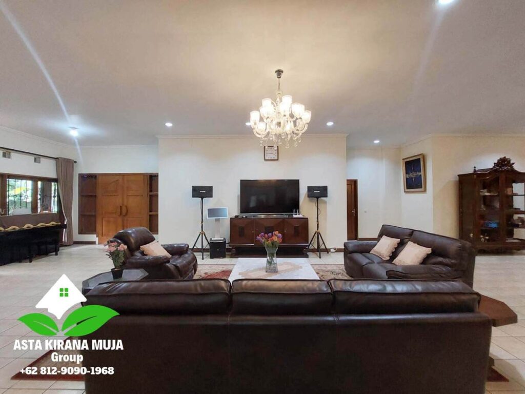 Ruang Keluarga Villa Kirana